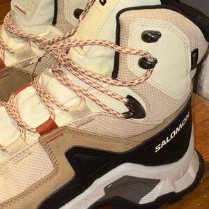 Salomon Cream and Black Outdoor Boots